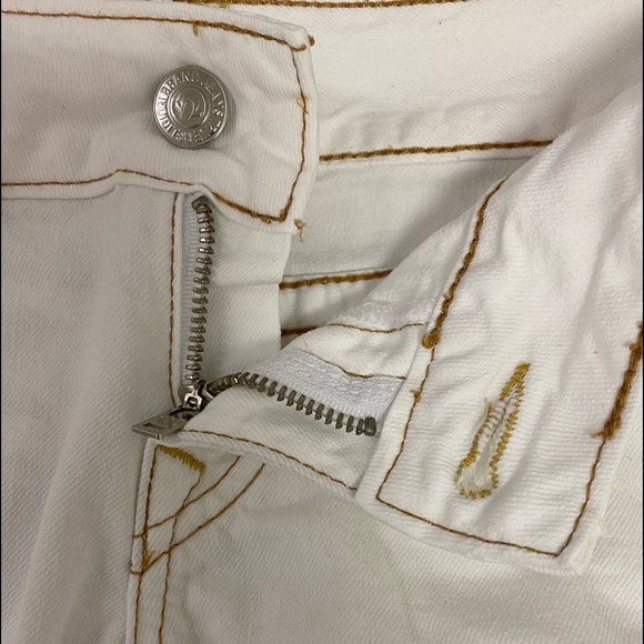 True Religion “Keira” Shorts - Picture 5 of 8